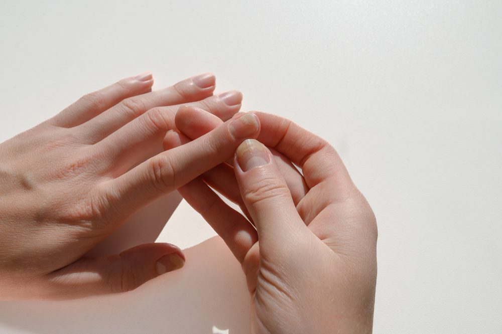 nails