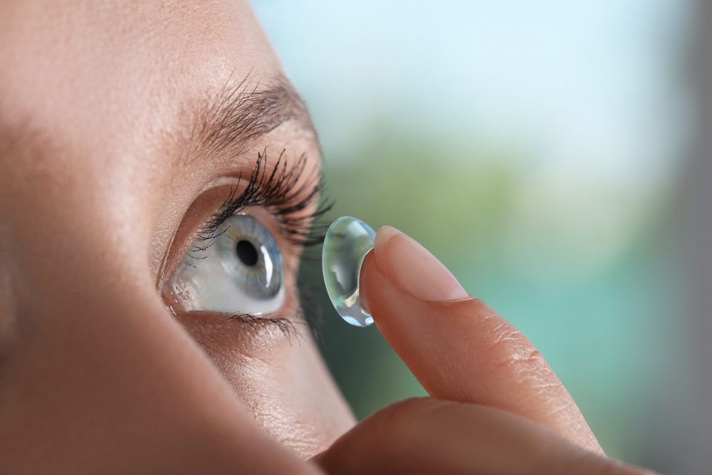 Sun-Blocking Contact Lenses